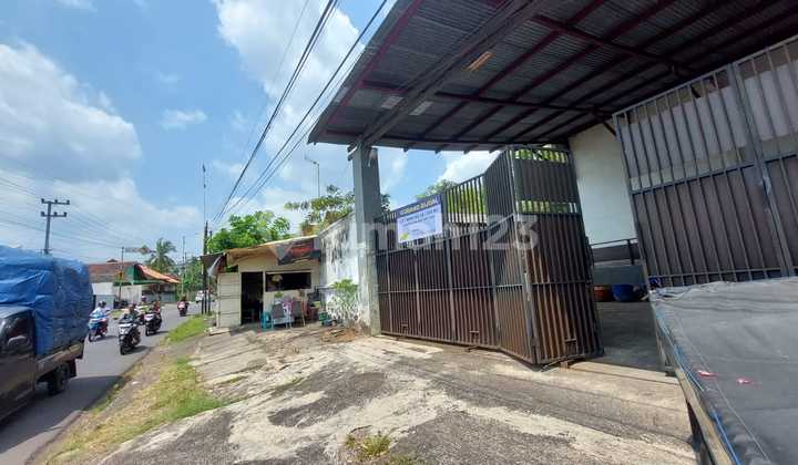 Jl Cempaka, Gebang. Warehouse for Sale, Easy Access. SHM