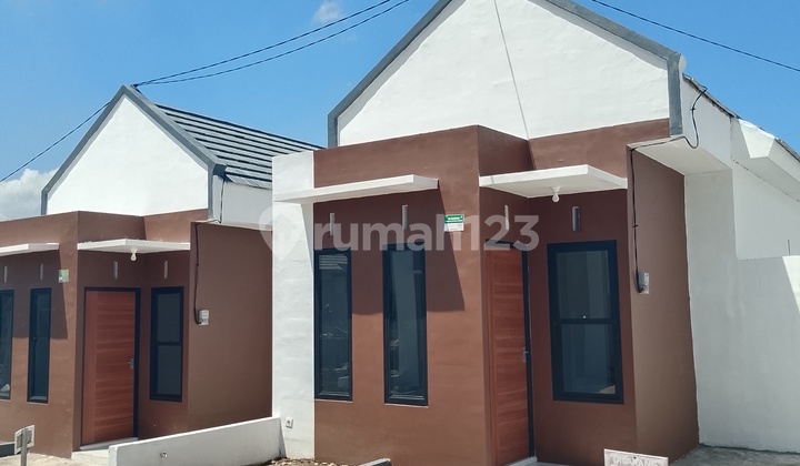 Subsidized Home with a Commercial Feel, Close to Jember City Center