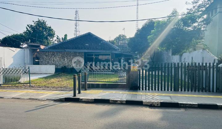 Jual Rumah Heritage Depan Hotel Salak Lokasi Komersil Bogor
