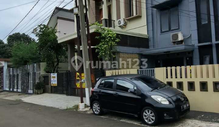 Quick Sale Ready-to-Occupy Furnished House Indraprasta Bogor 2
