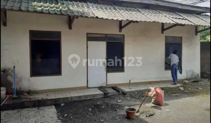 Warehouse and Rental Units for Sale in Karadenan, Bogor Warehouse and Rental Units for Sale in Karadenan, Bogor