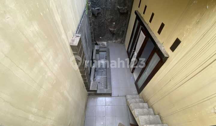 Sell Beautiful Ready-to-Live Indraprasta Cluster House