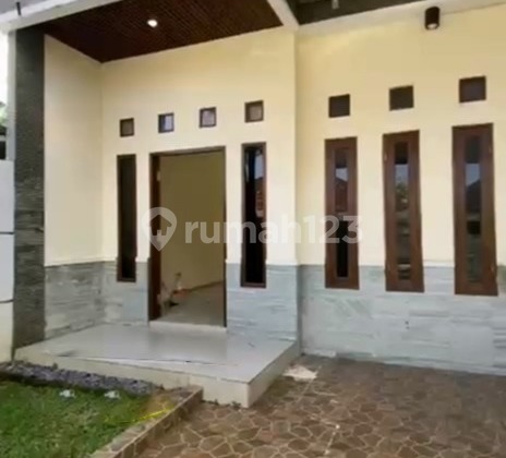 Cheap 3 Bedroom Rental House Strategic Location in Denpasar City Center
