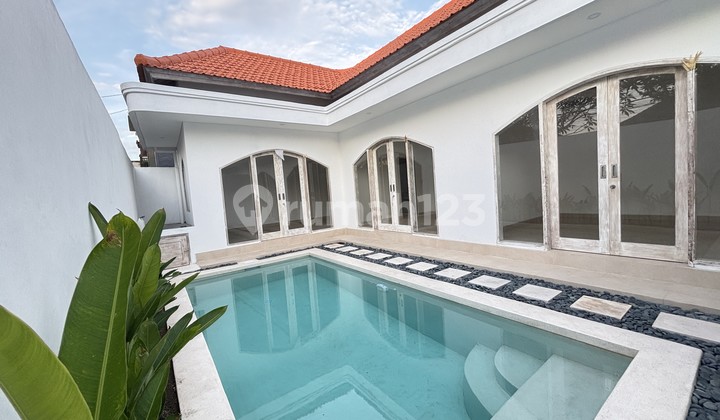 Villa Minimalis 2 Bedroom Murah di Kerobokan, Dekat Canggu Bali Villa Minimalis 2 Bedroom Murah di Kerobokan, Dekat Canggu Bali