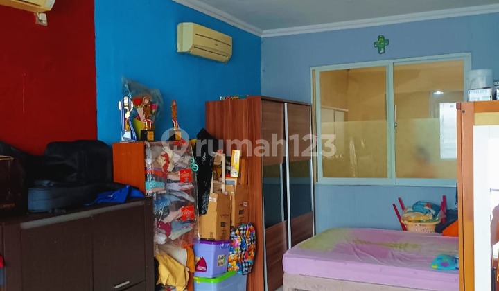 Cheap Sale Strategic 2-Storey Shop House on Canggu Main Road, Bali 2