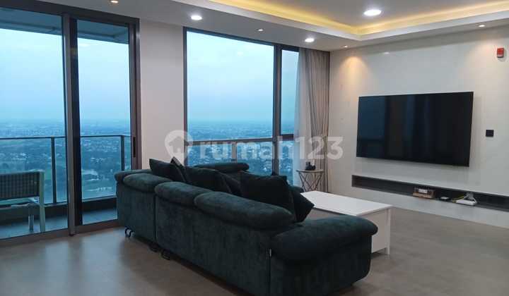 Disewakan Apartemen Hillcrest House Type 4 Bedroom Golf View Lippo Karawaci