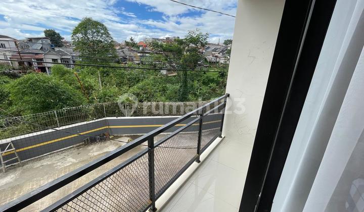 Dijual Rumah Siap Pakai Daerah Sariwangi Regency 2