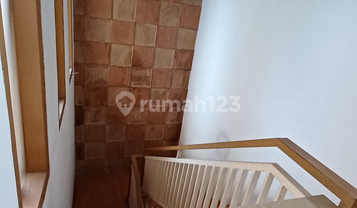 Rumah Dalam Komplek Antapani Town House Siap Huni