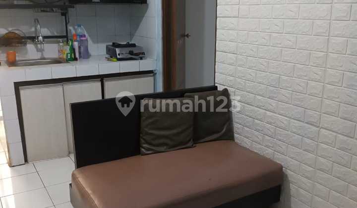 For Rent: Gateway Cicadas Apartment Facing the Pool