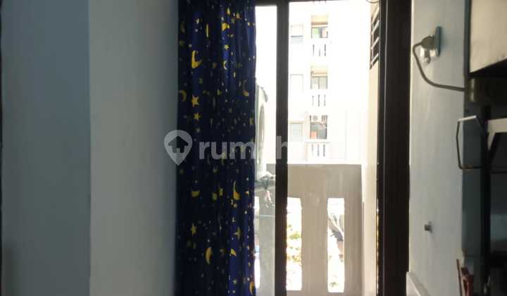 For Rent: Gateway Cicadas Apartment Facing the Pool