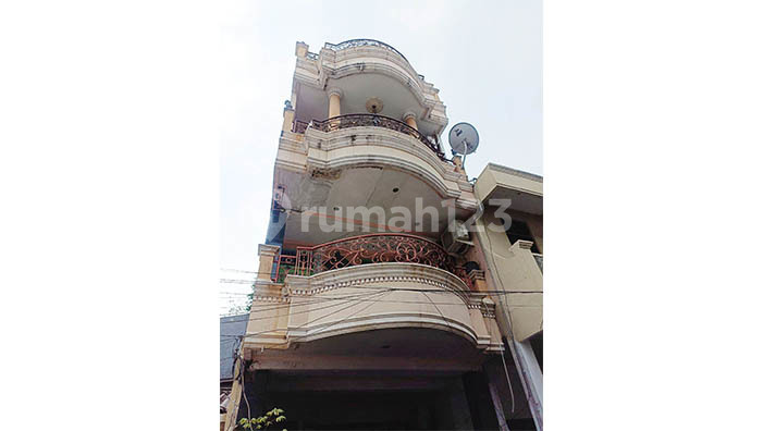 DKI Complex House, Sunter Agung. DKI Complex House, Sunter Agung.