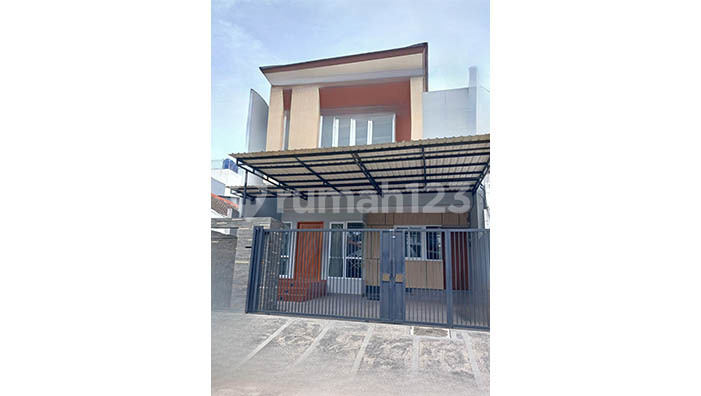 Summagung House, Kelapa Gading, North Jakarta.