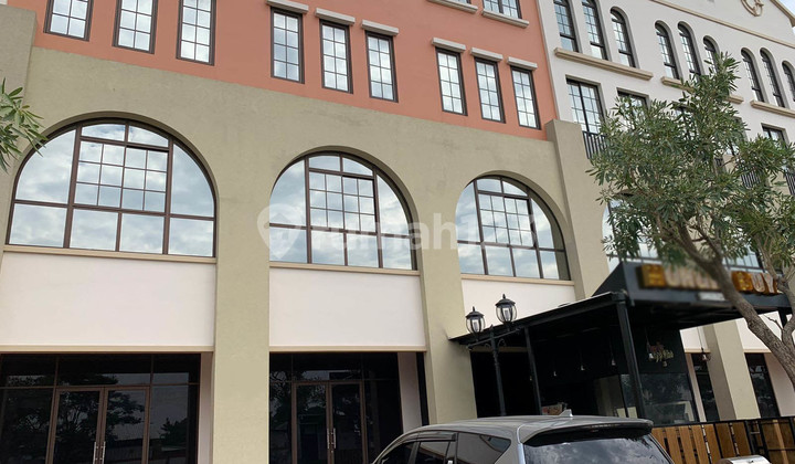 Ruko Sedayu City, Kelapa Gading, Jakarta.