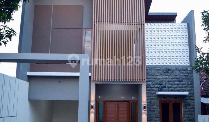 Luxury House in a Strategic Location in Ngaglik Sleman! Super Affordable Price