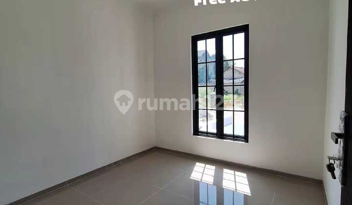 Rumah Mewah 2 Lantai Siap Huni Rumah Mewah 2 Lantai Siap Huni