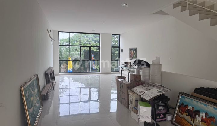 For Rent: 3-Story Shop House, Strategic Location, Cakung, East Jakarta, 026 2