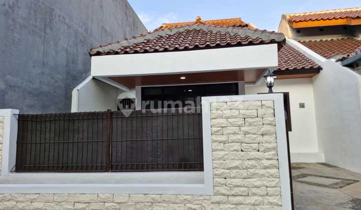 Newly Renovated House, Clean and Tidy in Metland Menteng