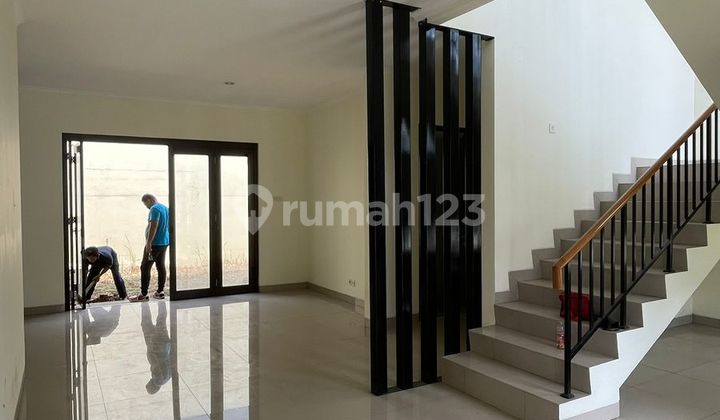 Luxury 2-Story House for Rent, Ready to Occupy, Arana Cluster, Harapan Indah, Bekasi, 003 2