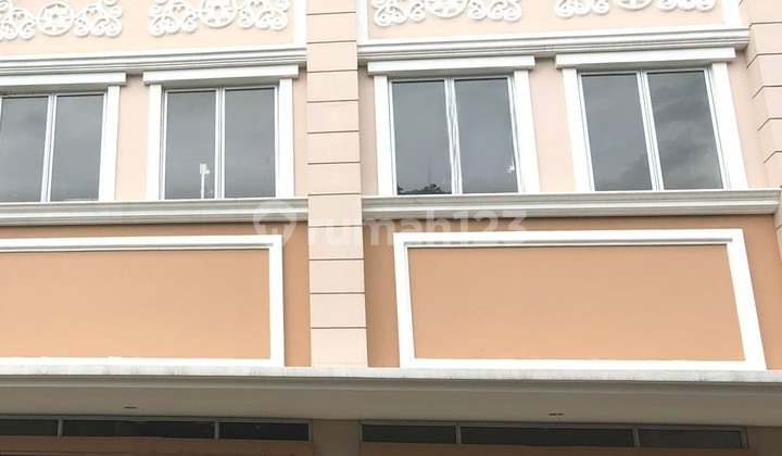 For Rent: 3-Story Walk-Up Shop Ready for Business, Negotiable Price! Cakung, East Jakarta, 035 2