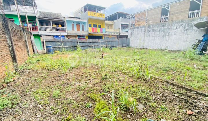 Tanah 3 Kavling & 1 Gudang di Area Pasar Tanah 3 Kavling & 1 Gudang di Area Pasar