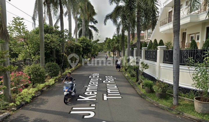 Rumah Mewah 2 Lantai Luas Tanah 335M2 Puri Indah Kembangan Jakarta Barat 2