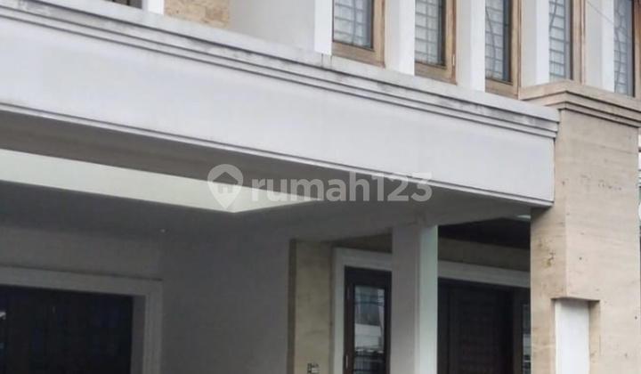 Rumah 2 Lantai Luas Tanah 244 M2 di The Pavillion Ciracas Jakarta Timur 1