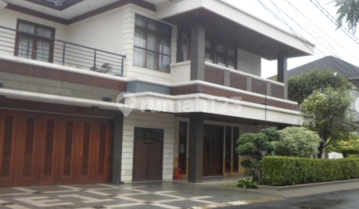 Rumah Mewah Tanah Luas di Kemang Jaksel