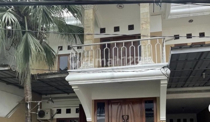 Rumah 2 Lantai Luas Tanah 125 M2 Kebayoran Lama Jakarta Selatan 2