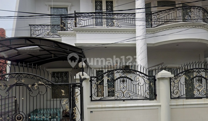 Rumah Mewah 2 Lantai Luas Tanah 270 M2 di Kalideres Jakarta Barat