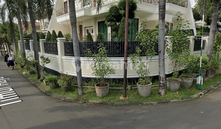 Rumah Mewah 2 Lantai Luas Tanah 335M2 Puri Indah Kembangan Jakarta Barat