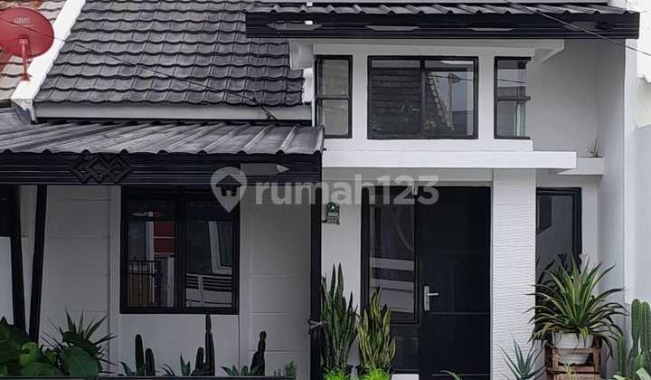 Beautiful 1-Story Mountain View House in Bukit Rancamaya Residence, Caringin, Bogor