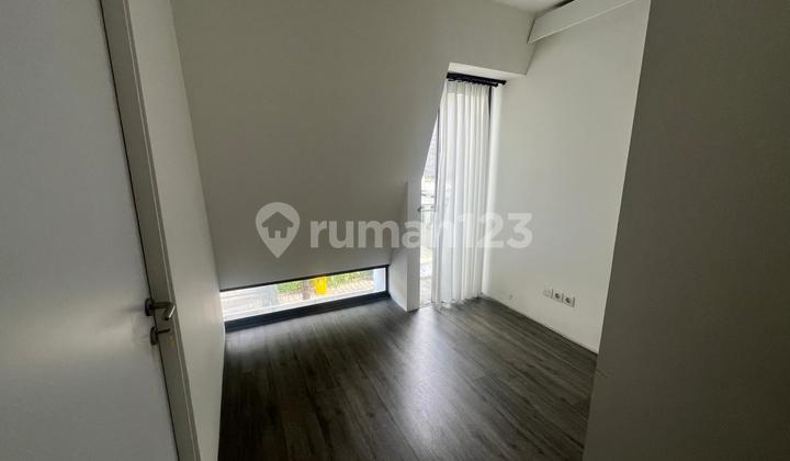 Disewakan Rumah Cluster Yve Habitat 2 Cinere Depok 2