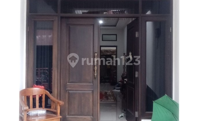 Dijual Rumah Classic 2 Lantai di Taman Malaka Pondok Kelapa Jakarta Timur 2
