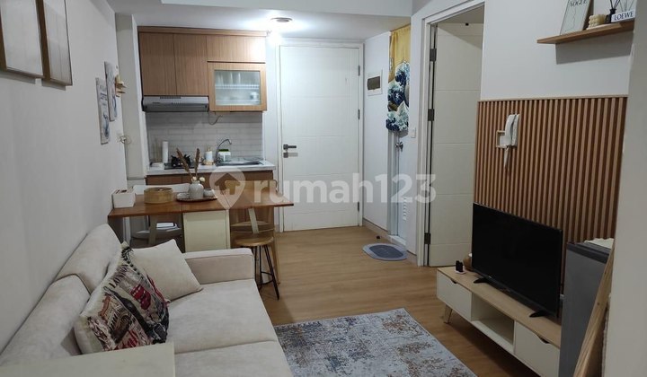 For Rent Springlake Tower Davallia Bekasi Apartment For Rent Springlake Tower Davallia Bekasi Apartment