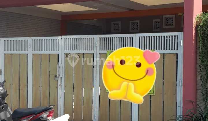 Rumah Rapi Dekat Tol Dekat Summarecon Bekasi