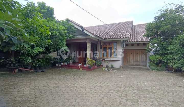 Rumah Bagus Dekat Toll ******** Rumah Bagus Dekat Toll ********