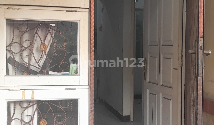 House Near Toll and Ready to Occupy.