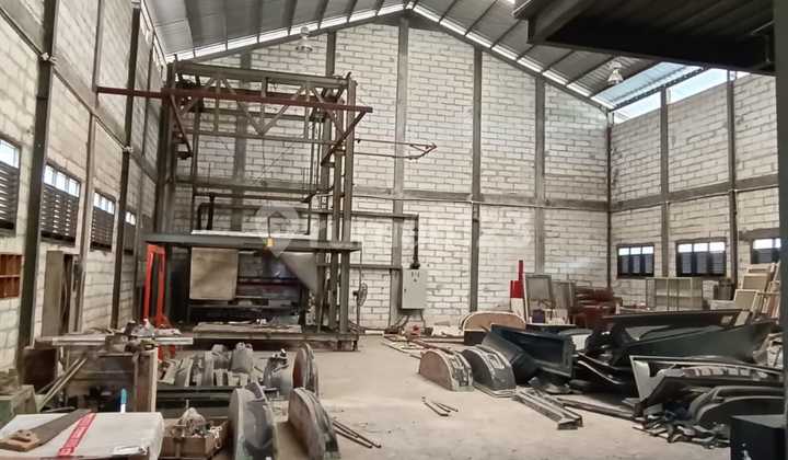 Gudang Rapi ******** Kota