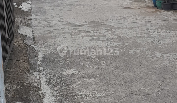 Rumah Dekat ******** Sekolah dan Stasiun 2