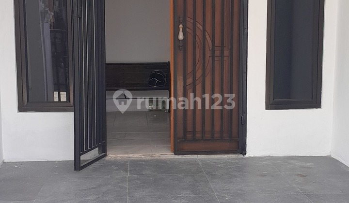 Rumah Siap.huni Dekat Toll.bersih Dan.rapi