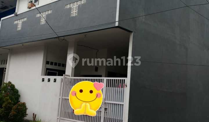 Rumah Bagus Dekat Tol dan Siap Huni