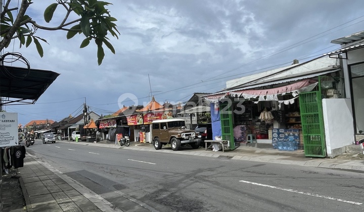 Commercial Shop in Munggu Area 2