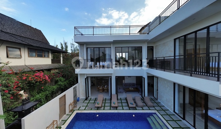 Villa 3 Lantai Canggu Full Furnished Siap Huni