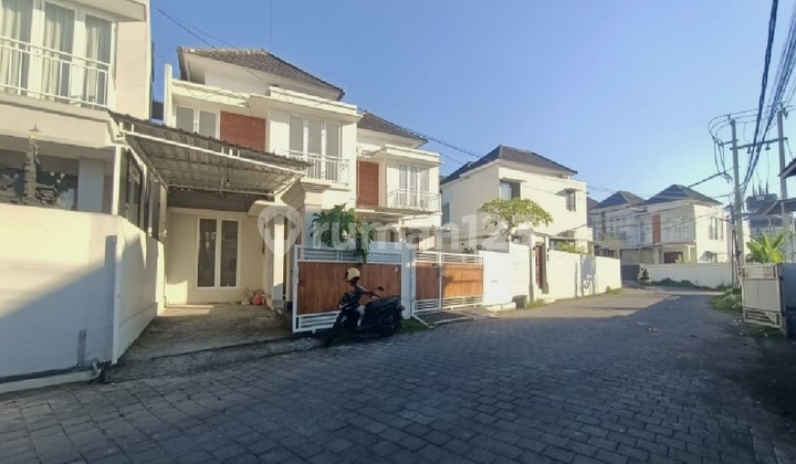 Tinggal Selangkah Dari Canggu! Hunian Minimalis Modern di Cepaka Tabanan 1