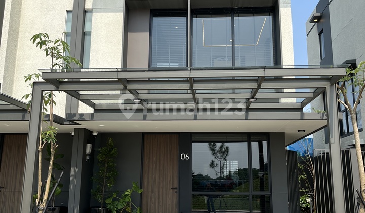 New 2-Story House with 3 Bedrooms in Lippo Cikarang, Near Toll Access New 2-Story House with 3 Bedrooms in Lippo Cikarang, Near Toll Access