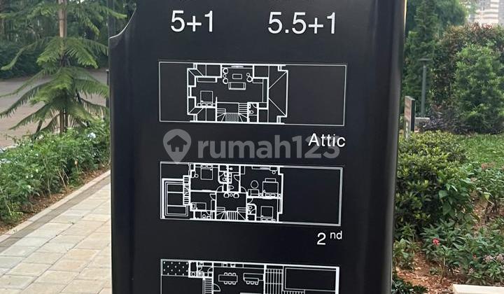 Rumah Siap Huni 3 Lantai,Fully Furnished, Ada Kolam Renang, bisa SHM Rumah Siap Huni 3 Lantai,Fully Furnished, Ada Kolam Renang, bisa SHM