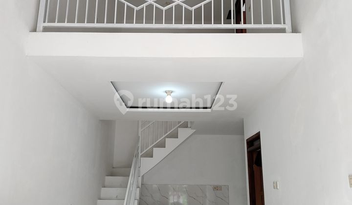 Cash 385 Jt! Rumah 3Kt 2Km SHM Pecah Strategis Depok 2