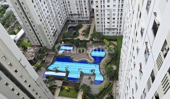 For Sale 2BR High Rise Room in Green Bay Pluit No Broker