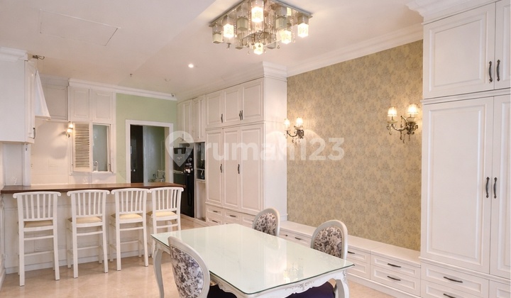Unit Langka Akses Direk Garden & Pool Serasa Luxury Townhouse Unit Langka Akses Direk Garden & Pool Serasa Luxury Townhouse