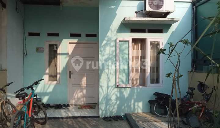 Strategic Location, Attractive Price. Second-hand House 69M² in Tangerang City, Price 750 Million Strategic Location, Attractive Price. Second-hand House 69M² in Tangerang City, Price 750 Million